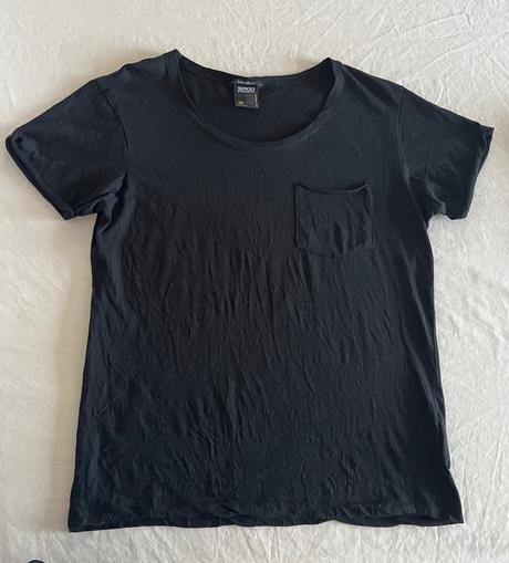 Smog čierne tričko s vreckom vel.m, new yorker,m