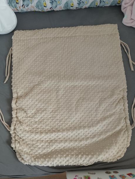 Nepadavá deka/nánožník, 