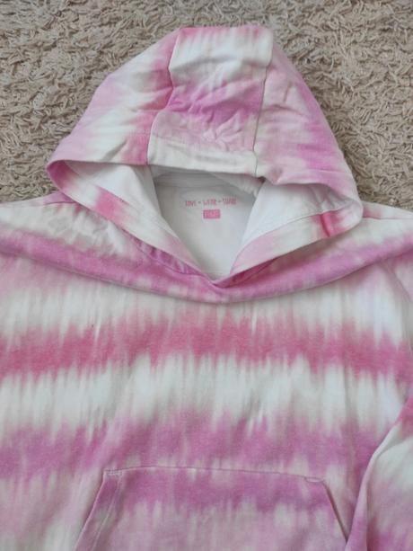 Mikina v 146, f&f,146