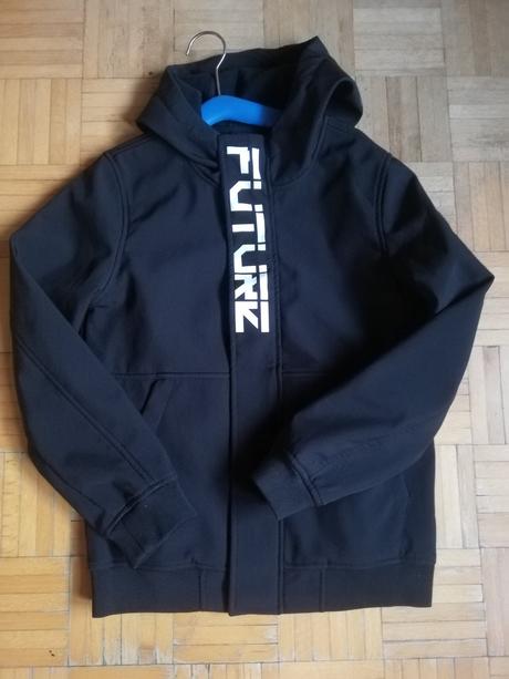 Chlapčenská jarná vetrovka, 152