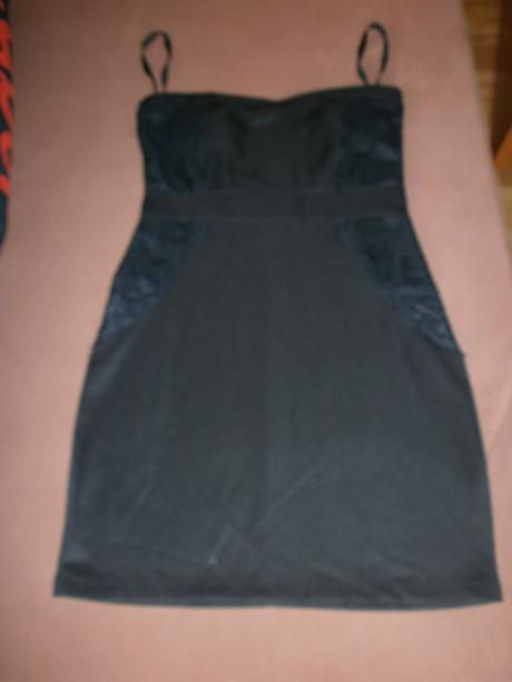 Spoločenské šaty, 42