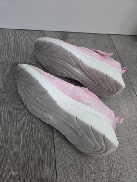 Tenisky sketchers, skechers,35