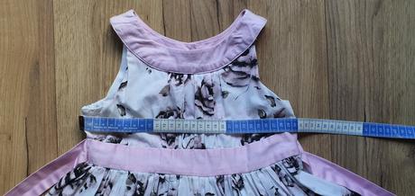 Šaty slávnostné, 110