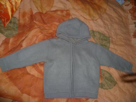 Svetrík s kapucňou na doma, marks & spencer,104