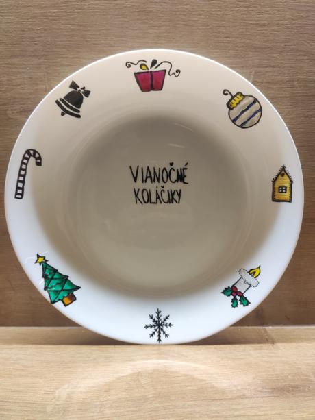 Ručne maľovaný tanier na vianoce, 