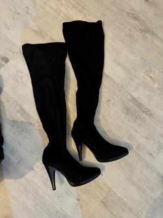 Čižmy vysoké, baťa,39