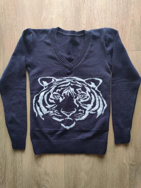 Dievčenský svetrík, veľ. cca 152-158, 152