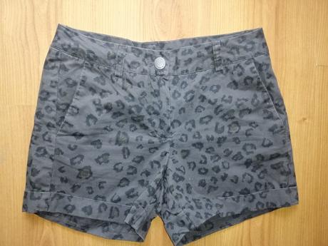 Kraťasy, colours of the world,34