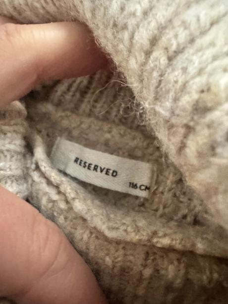 Svetrovy rolak reserved, reserved,116