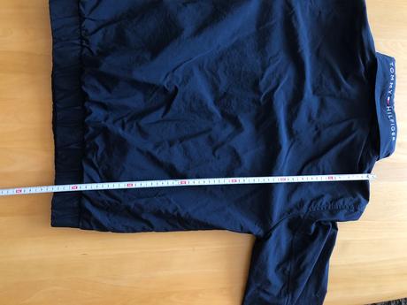 Th sustakova bunda, tommy hilfiger,176
