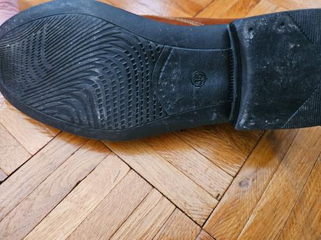 Predam spolocensky oblek pre chlapca na 1.sv.priji, 140