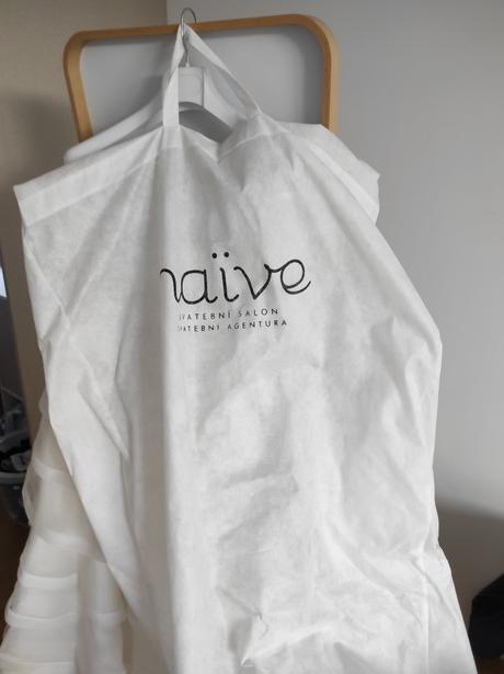 Svadobné šaty, salón naive, m