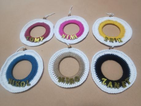 Háčkované vianočné kruhy,