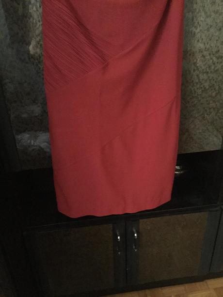 Cervena krasna sukna, m