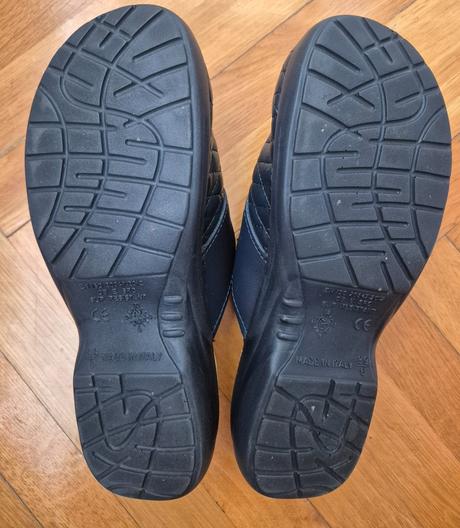 Zdravotné topánky, 39