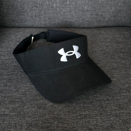 Šilt under armour, 