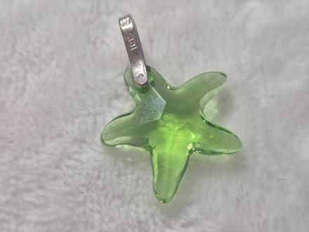 Zelený prívesok na retiazku, swarovski