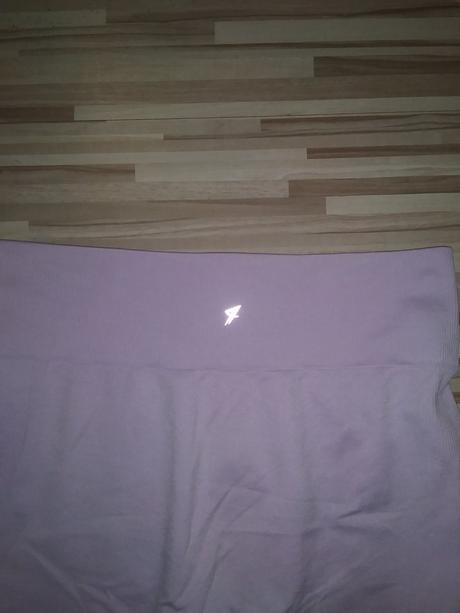 Krasne leginy, primark,m