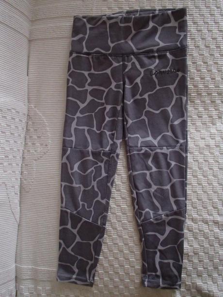 3x dievčenské legíny v.110/116, cena spolu, converse,110