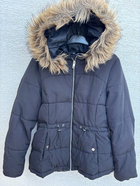 Dámska čierna bunda s kožušinou, h&m,s