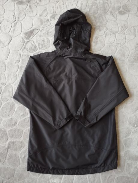 Tenká outdoor vetrovka, 140