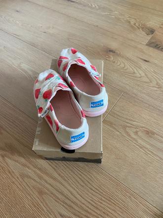 Topánočky toms, 24