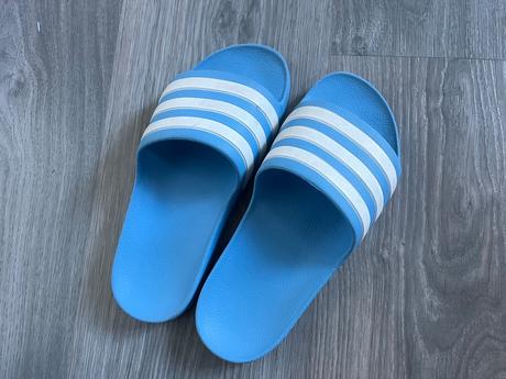 Šľapkky adidas, adidas,35