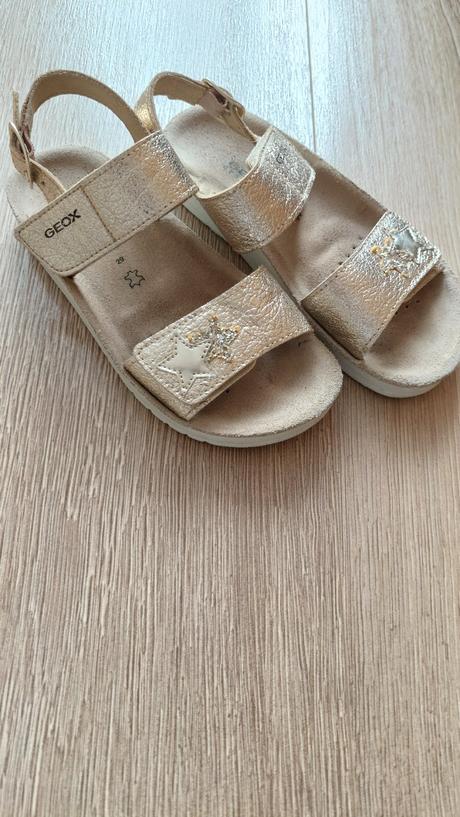Ĺahučké sandálky, geox,29