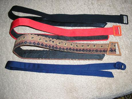 1057. hnedý opasok,