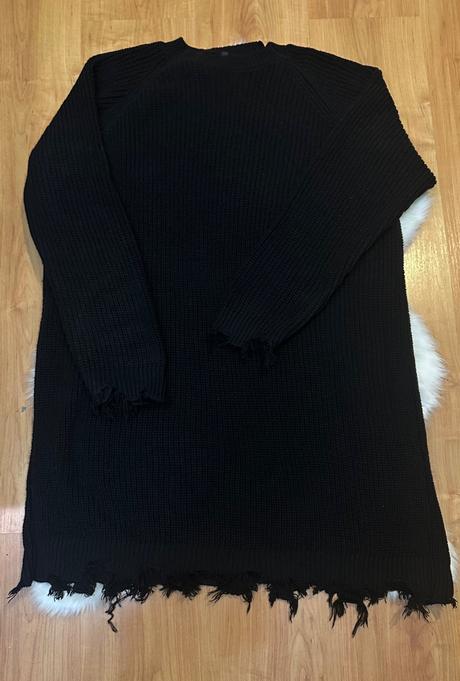 Dlhé dotrhané svetrové šaty, l