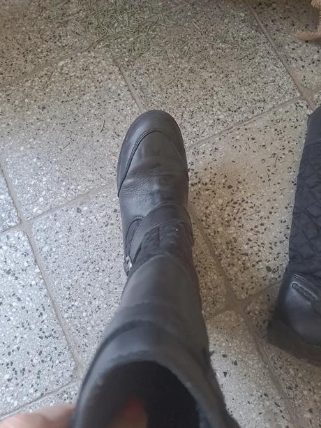 Perfektne kožené čierne čižmy číslo, geox,32