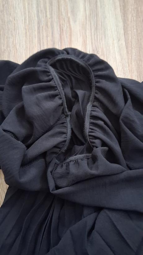 Čierne šaty 42, 42