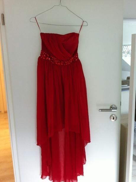 Spoločenské šaty, 38