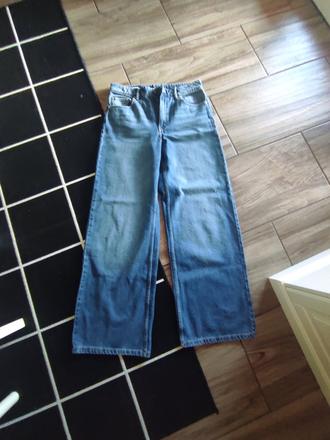 Široké rifle, pull&bear,40