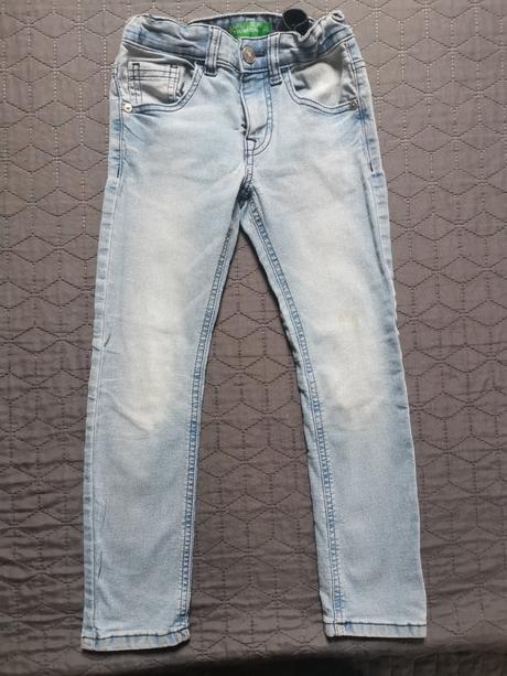 Chlapčenské rifle benetton, č. 122, benetton,122