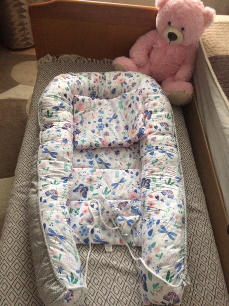 Hniezdo, deka do vajíčka a perinka,