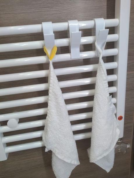 5 kusov - háčiky na rebríkový radiátor,