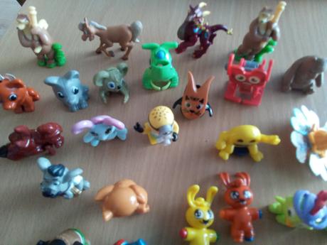 Kinder figúrky,