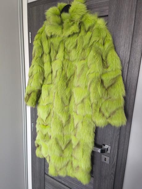 Pravy kozuch z finskej lisky by sandra stepanek, s