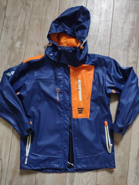 Detský pršiplášť, 146