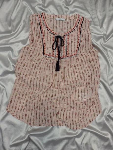 Kvalitný letný top, s