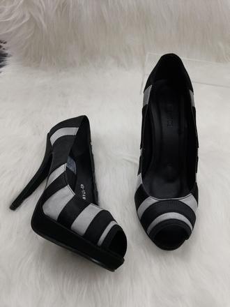 Spoločenské lodičky 4636 z, 35 / 36 / 38