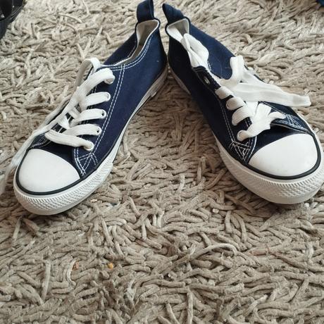 Tenisky, 34