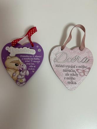 Malé závesné tabule,