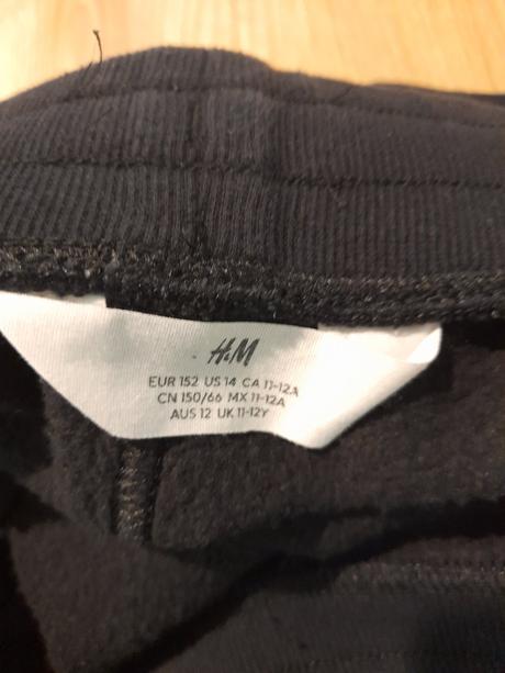 Hrubšie tepláky, h&m,152