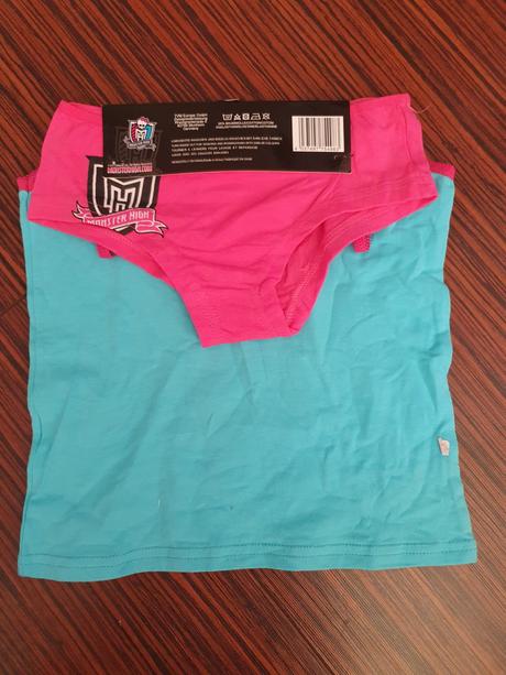 Spodné prádlo, 128