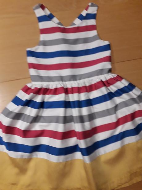 Letne saty aj na prilezitost, marks & spencer,116