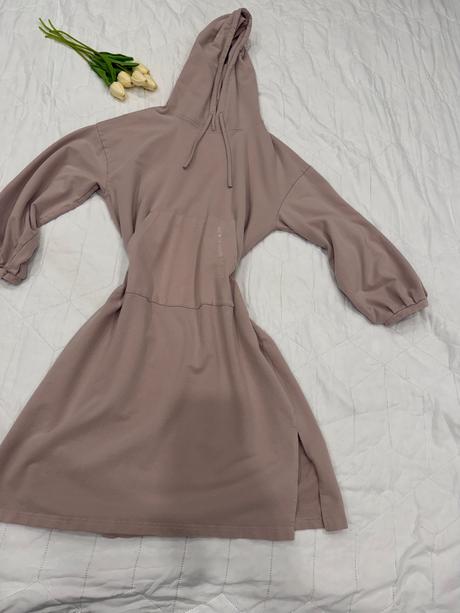 Pohodlné mikinové šaty s kapucňou, l