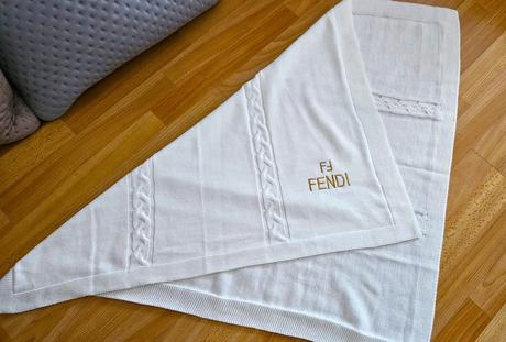 Jednoduchá pletená prikrývka, 90x82 cm, 