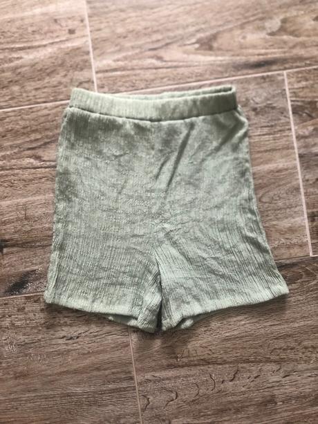 Sortky s vysokym pasom 152, 152